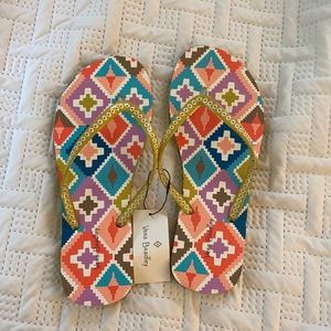 vera bradley flip flops